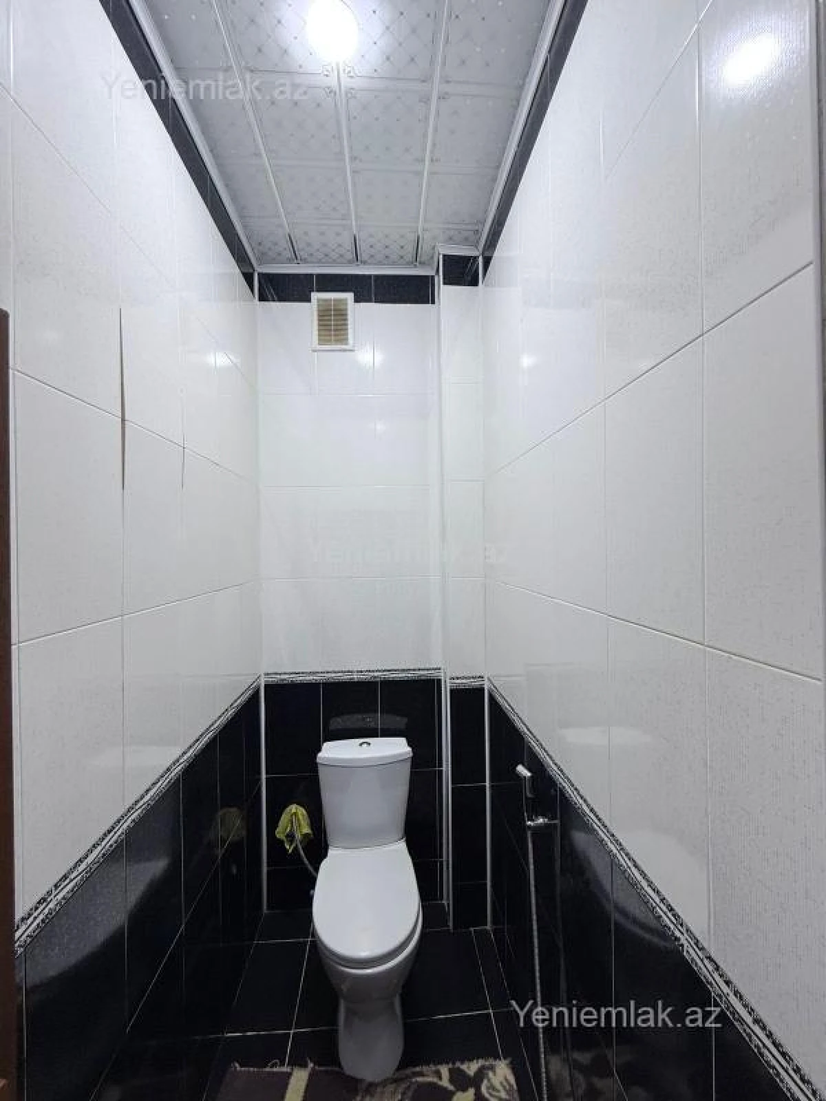 Satılır 5 otaqlı həyət evi 220 m²