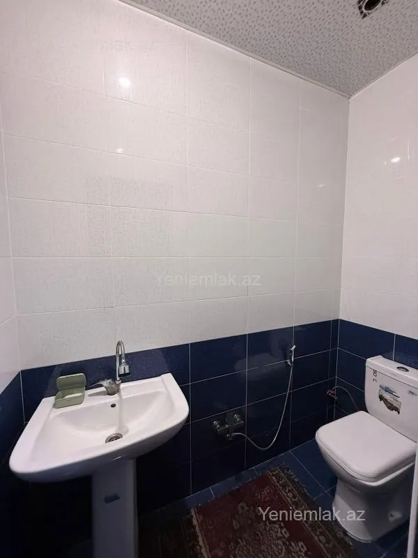 Satılır 5 otaqlı həyət evi 220 m²