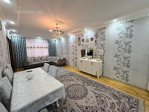 Satılır 5 otaqlı həyət evi 220 m²