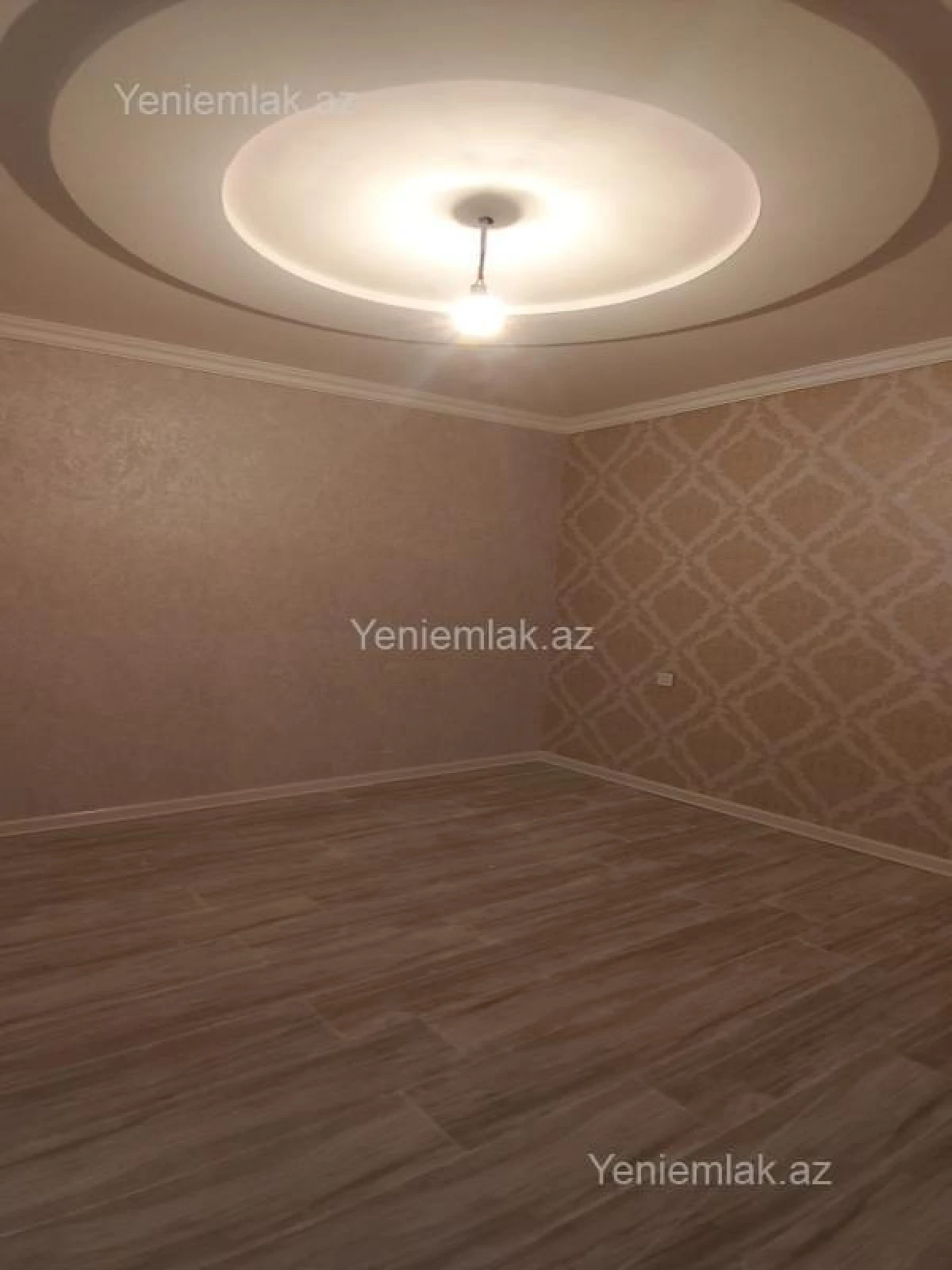 Satılır 3 otaqlı yeni tikili 60 m²
