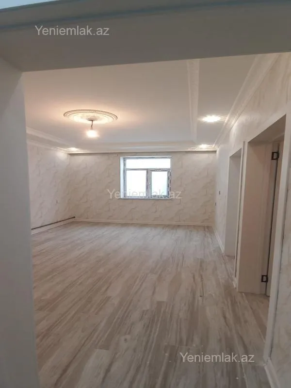Satılır 3 otaqlı yeni tikili 60 m²