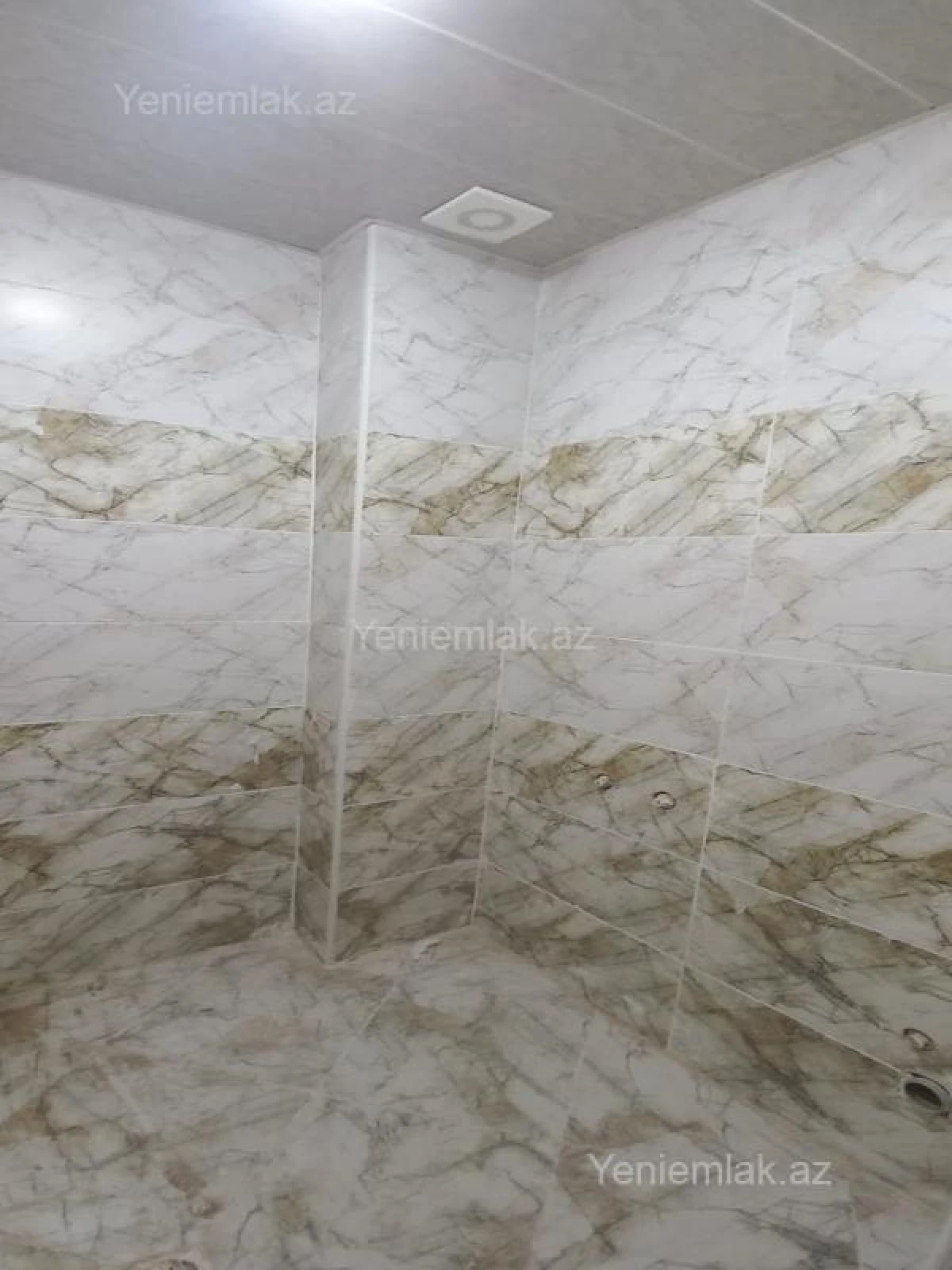 Satılır 3 otaqlı yeni tikili 60 m²