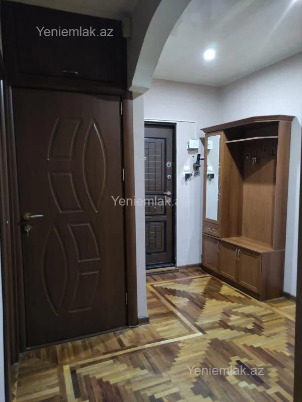 Satılır 3 otaqlı köhnə tikili 85 m²