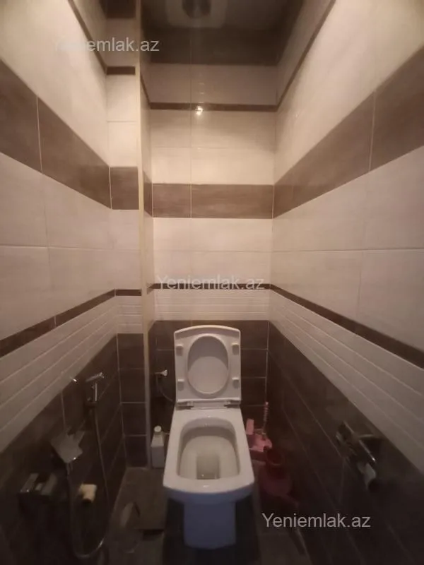 Satılır 3 otaqlı köhnə tikili 68 m²