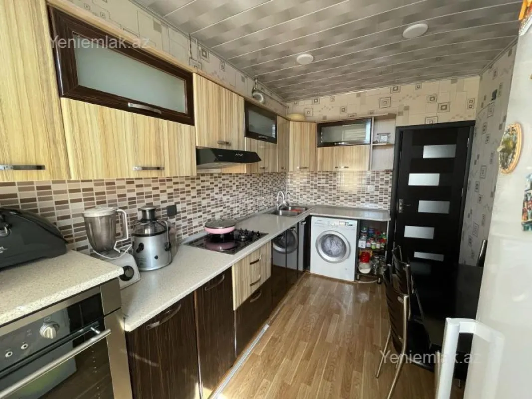 Satılır 3 otaqlı köhnə tikili 58 m²
