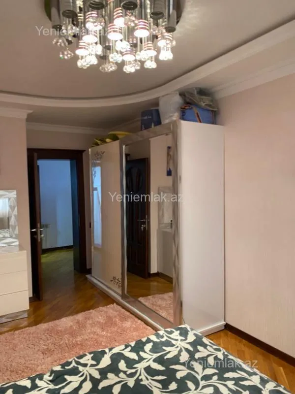 Satılır 2 otaqlı yeni tikili 75 m²
