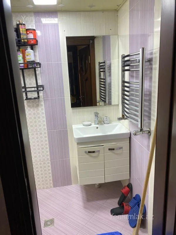 Satılır 2 otaqlı yeni tikili 75 m²