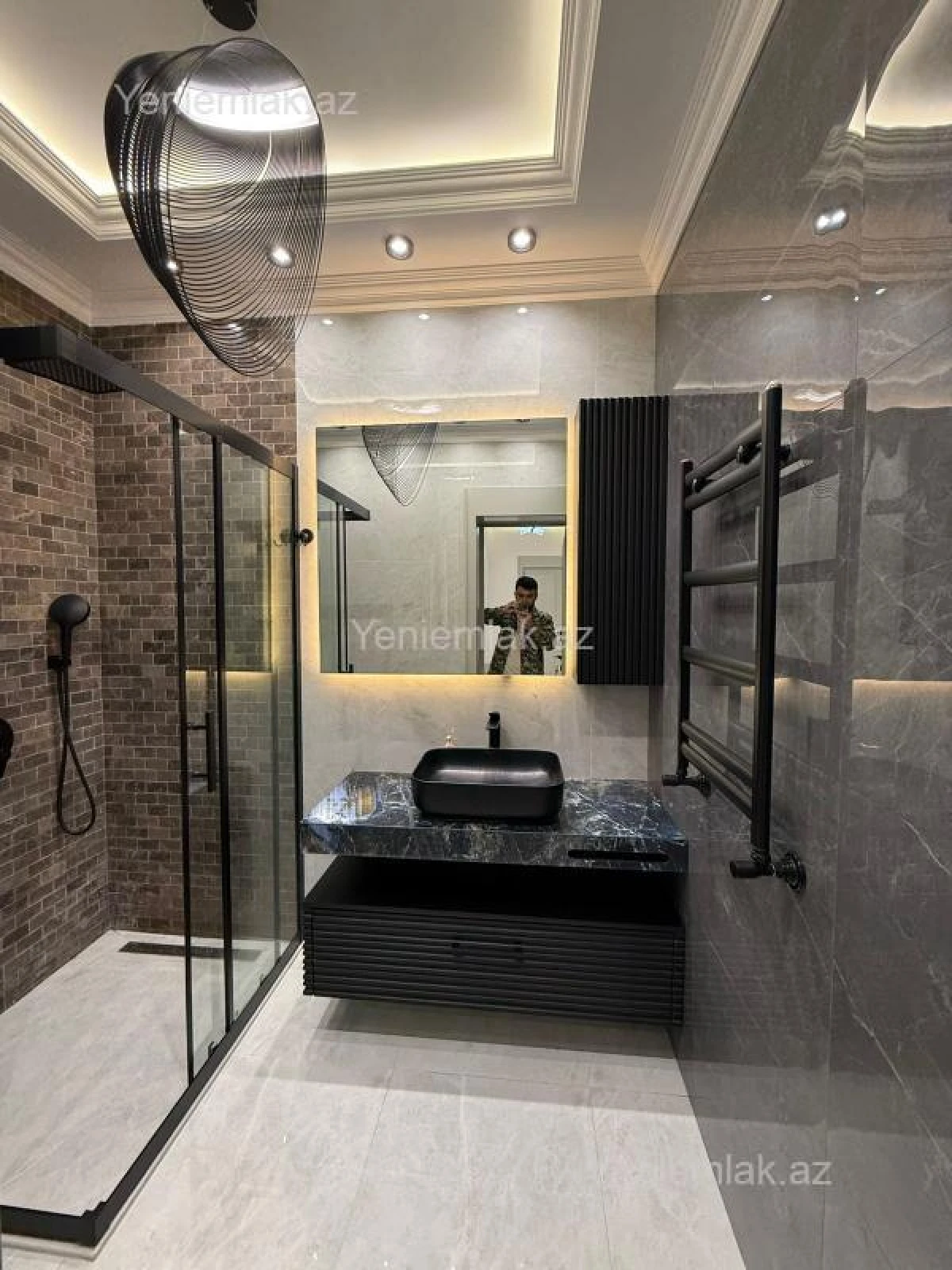 Satılır 2 otaqlı yeni tikili 70 m²