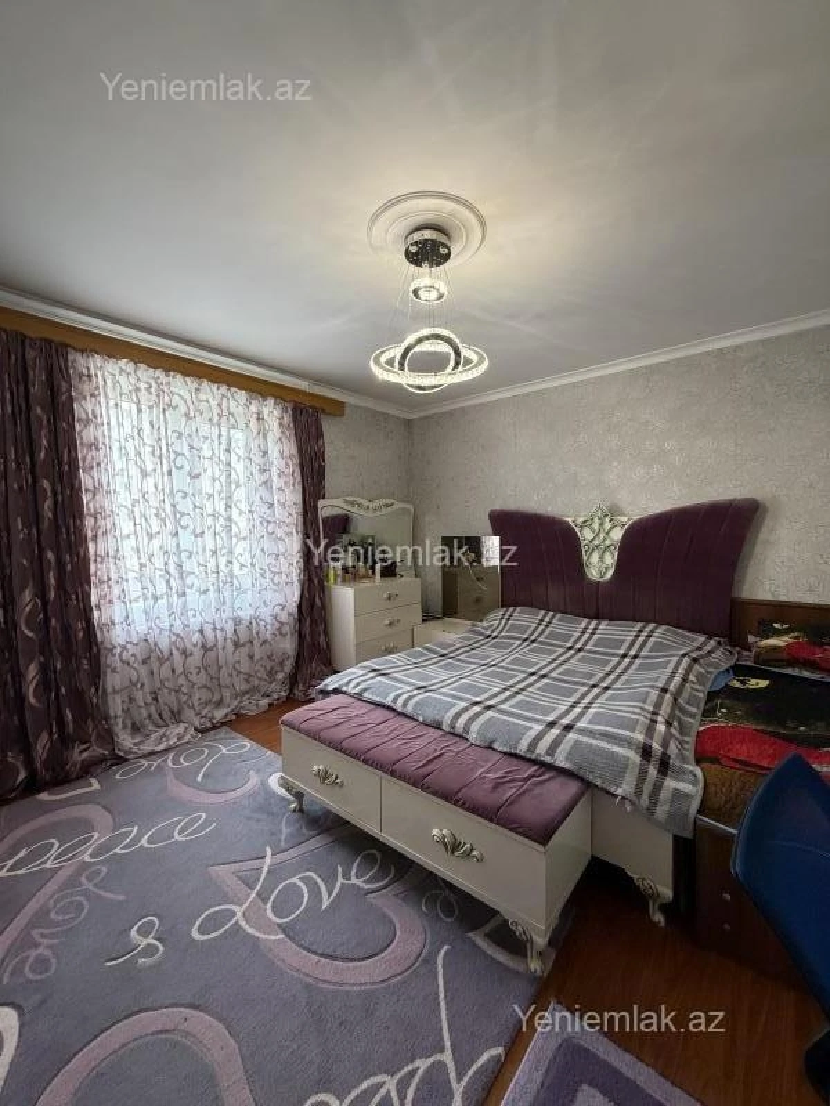 Satılır 2 otaqlı köhnə tikili 65 m²