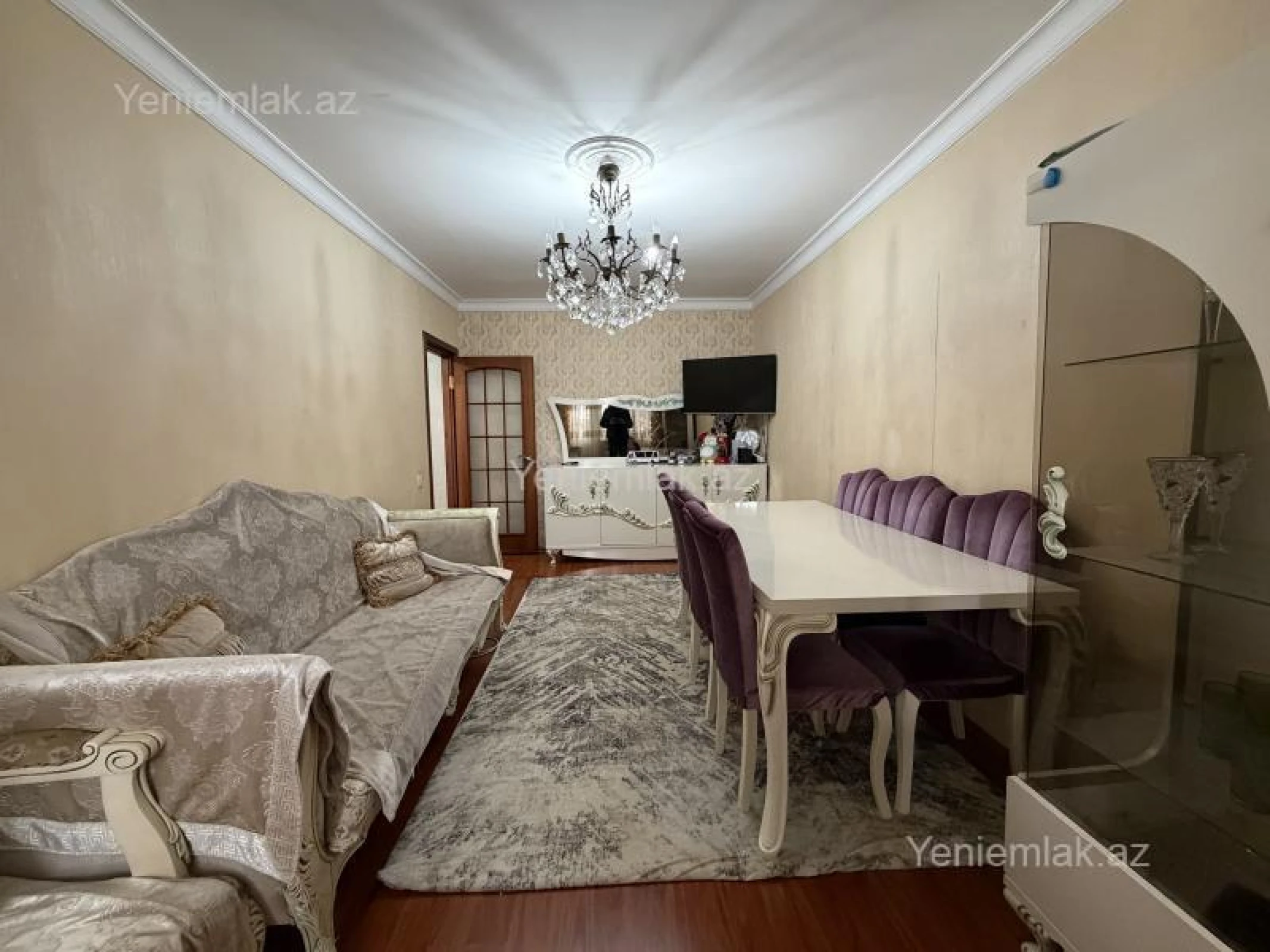 Satılır 2 otaqlı köhnə tikili 65 m²