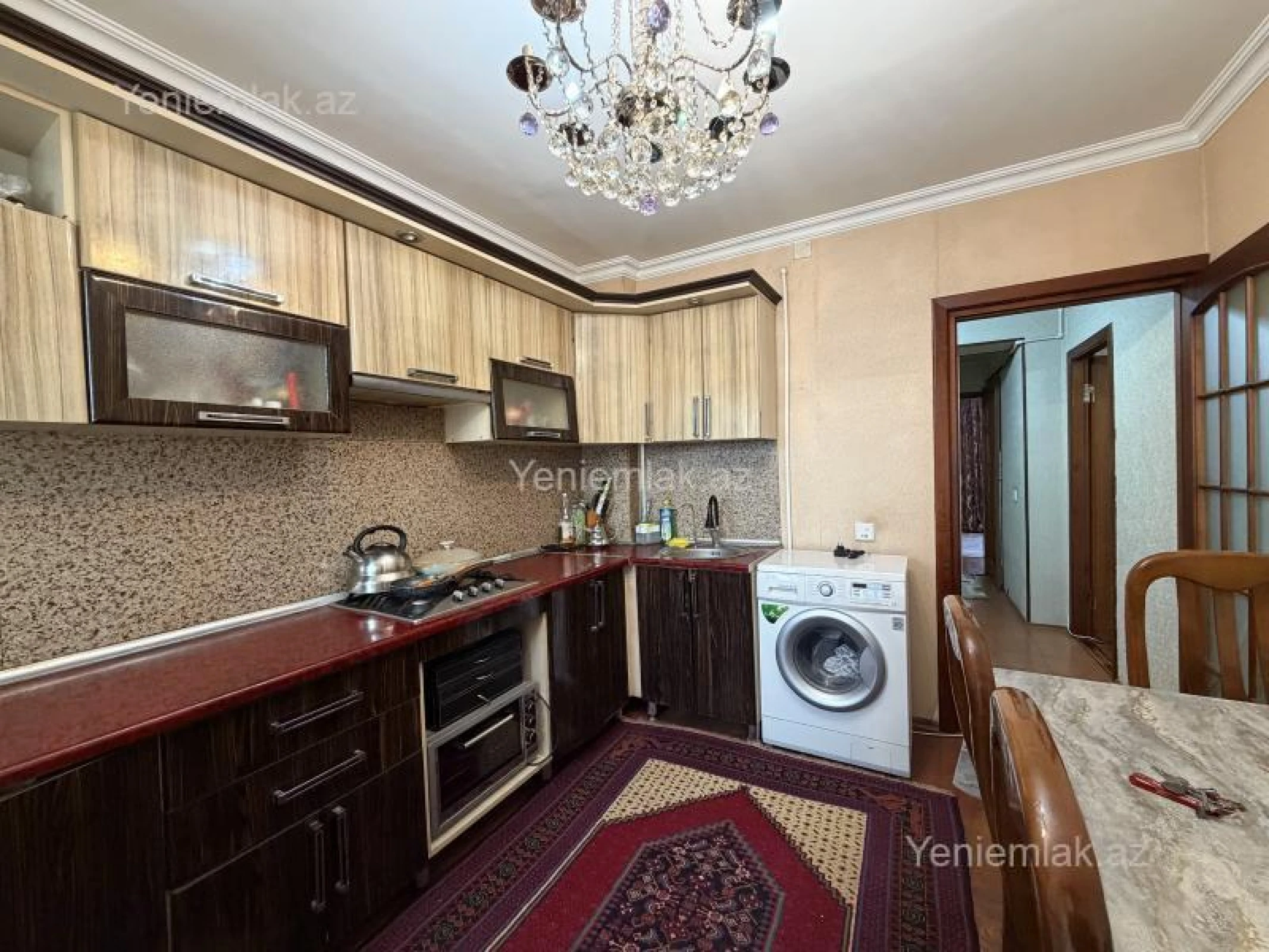 Satılır 2 otaqlı köhnə tikili 65 m²