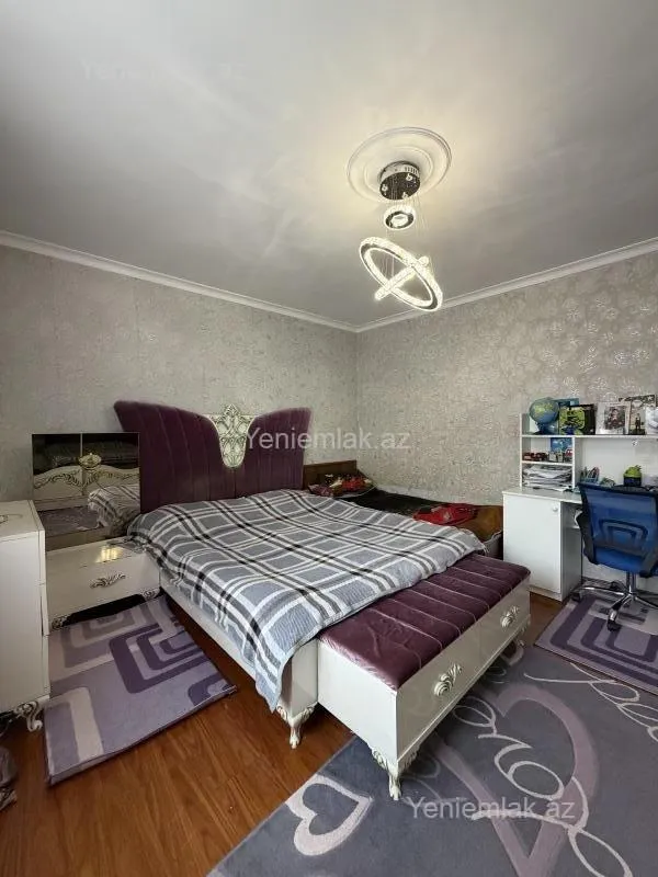 Satılır 2 otaqlı köhnə tikili 65 m²