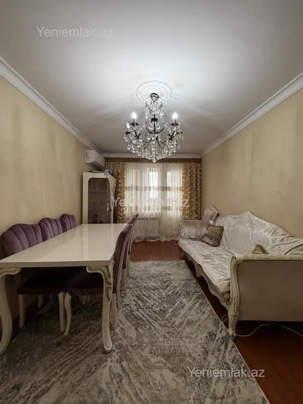 Satılır 2 otaqlı köhnə tikili 65 m²