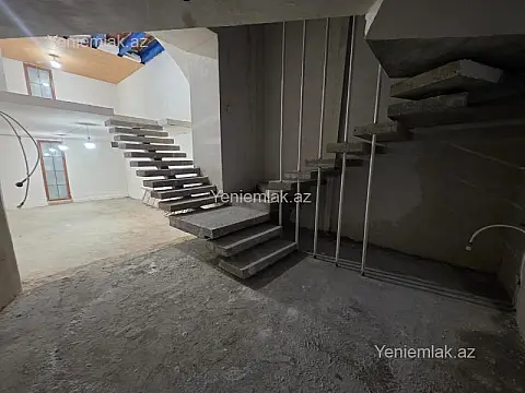 Satılır 4 otaqlı ofis 110 m²