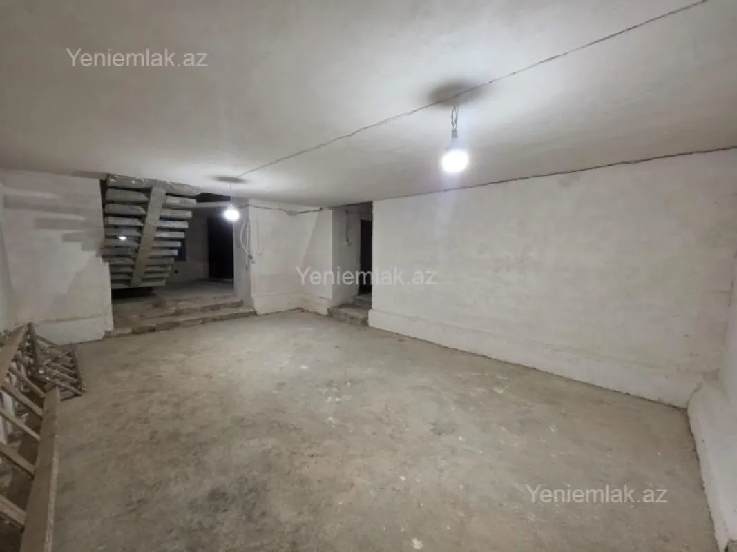 Satılır 4 otaqlı ofis 110 m²