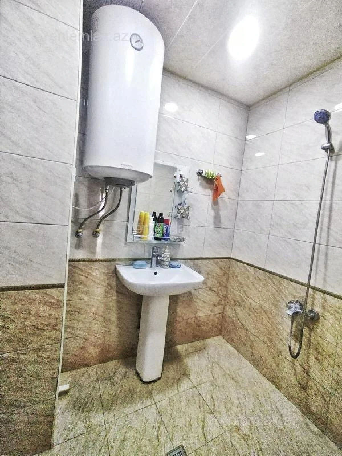 Satılır 5 otaqlı yeni tikili 170 m²