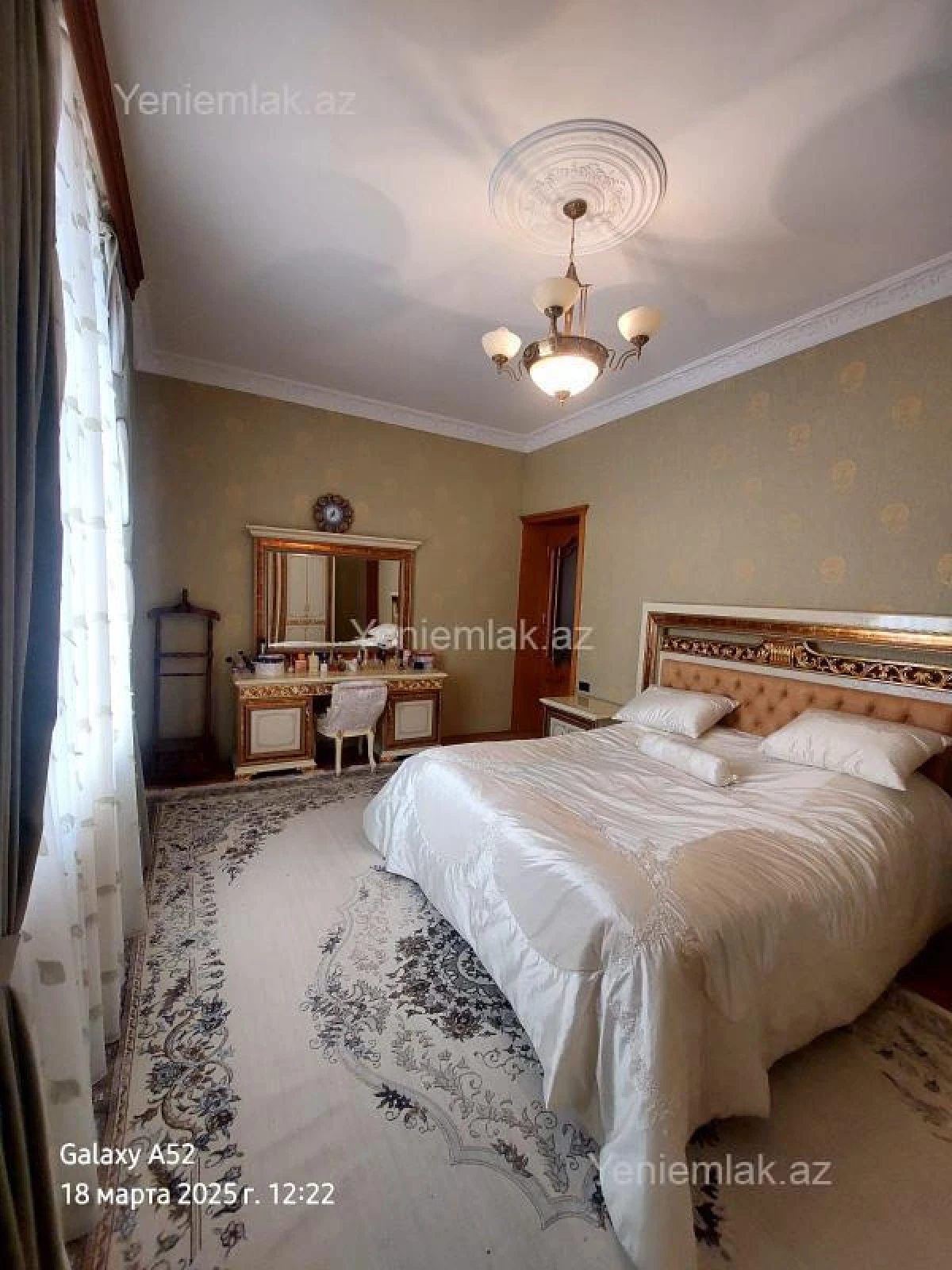 Satılır 5 otaqlı həyət evi 275 m²