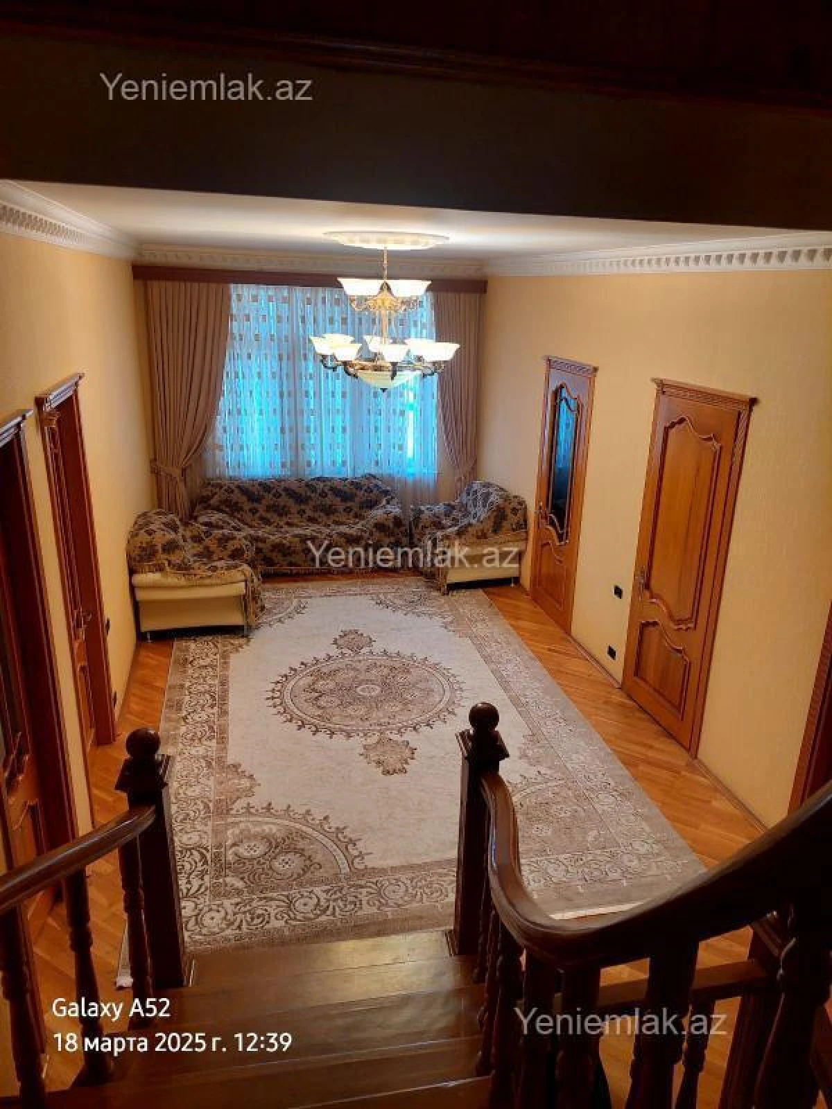 Satılır 5 otaqlı həyət evi 275 m²