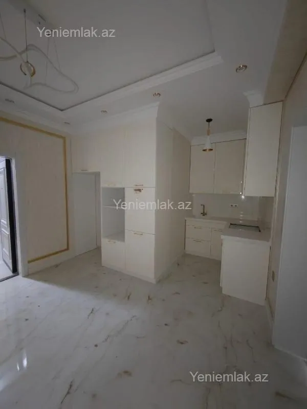 Satılır 2 otaqlı yeni tikili 95 m²