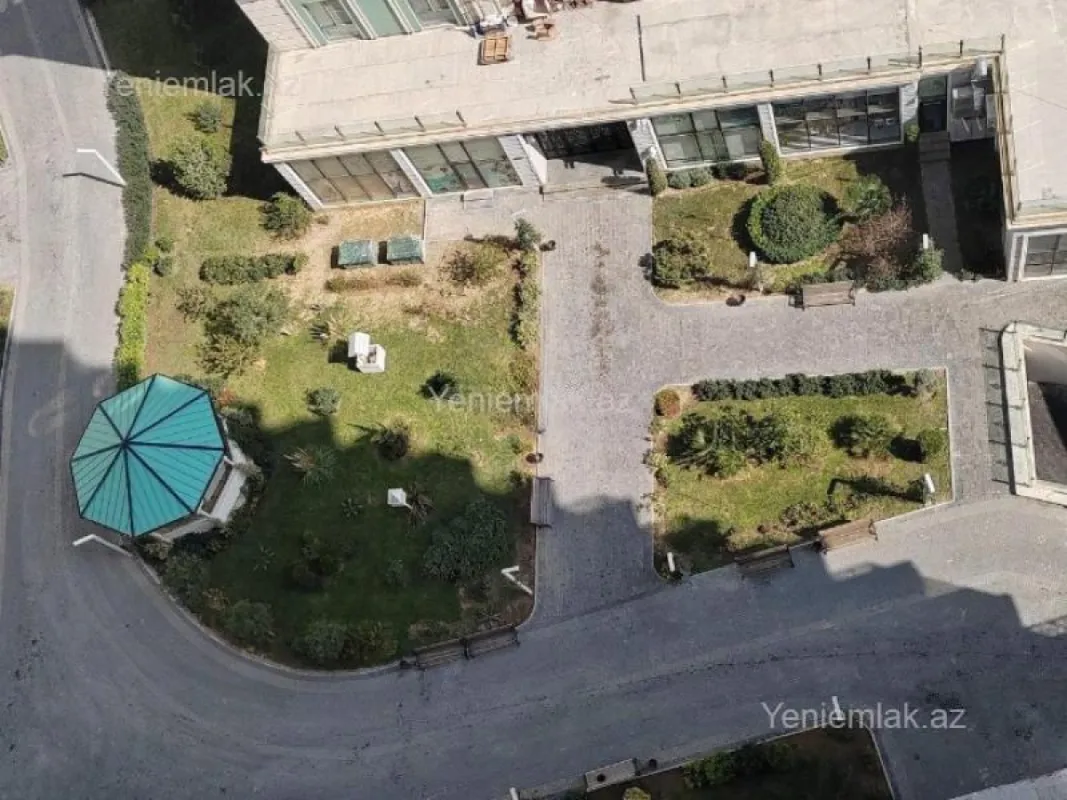 Satılır 2 otaqlı yeni tikili 95 m²