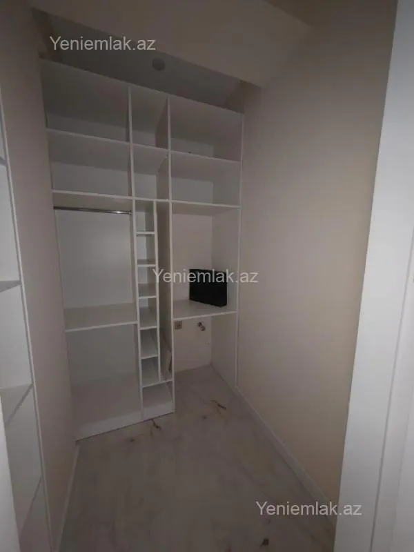Satılır 2 otaqlı yeni tikili 95 m²