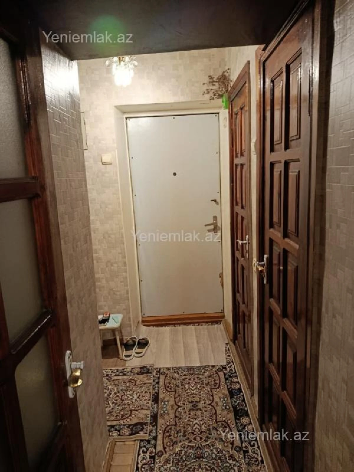 Satılır 2 otaqlı köhnə tikili 55 m²