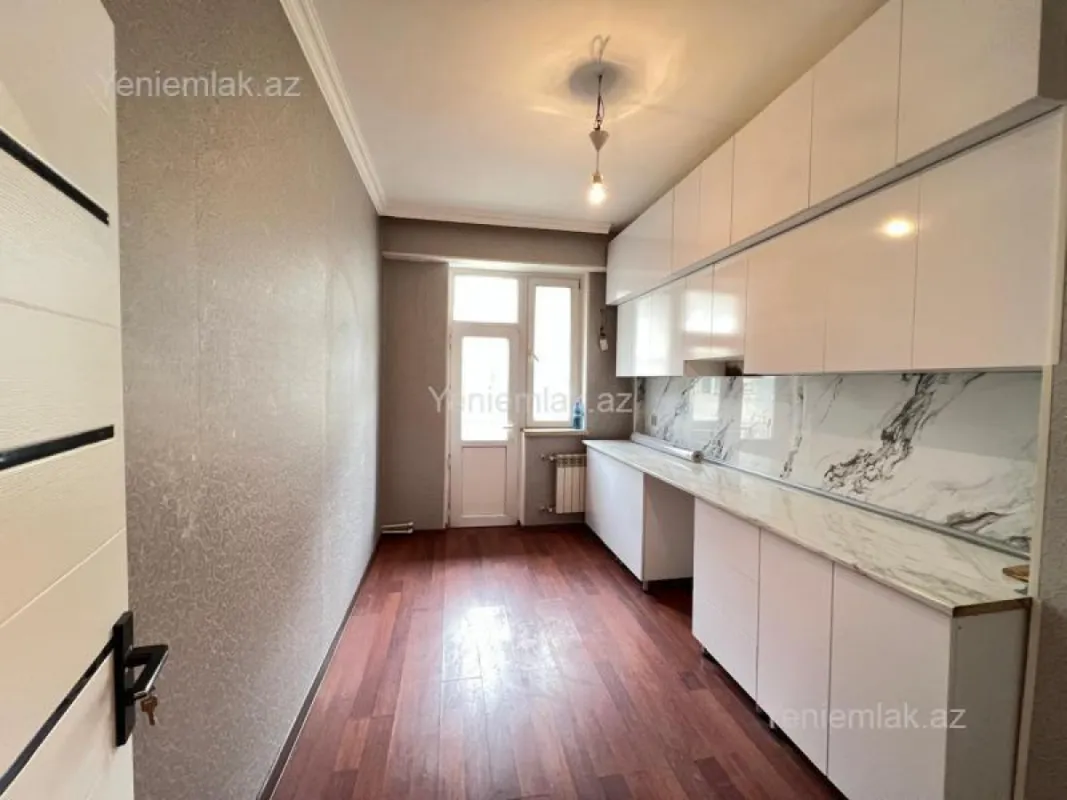 Satılır 2 otaqlı yeni tikili 62 m²