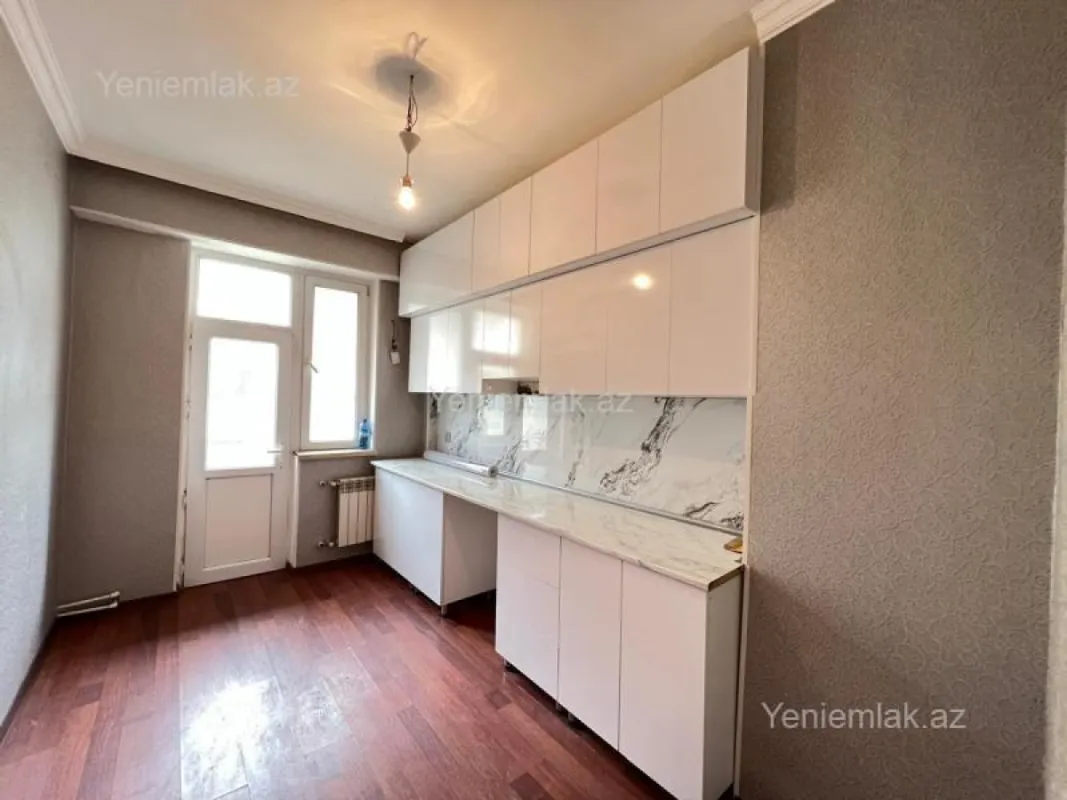 Satılır 2 otaqlı yeni tikili 62 m²