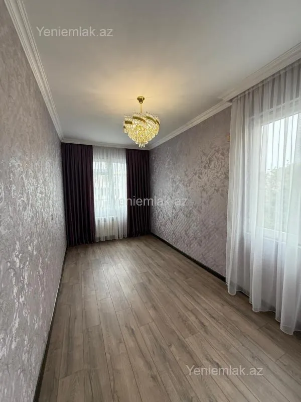Satılır 2 otaqlı köhnə tikili 55 m²