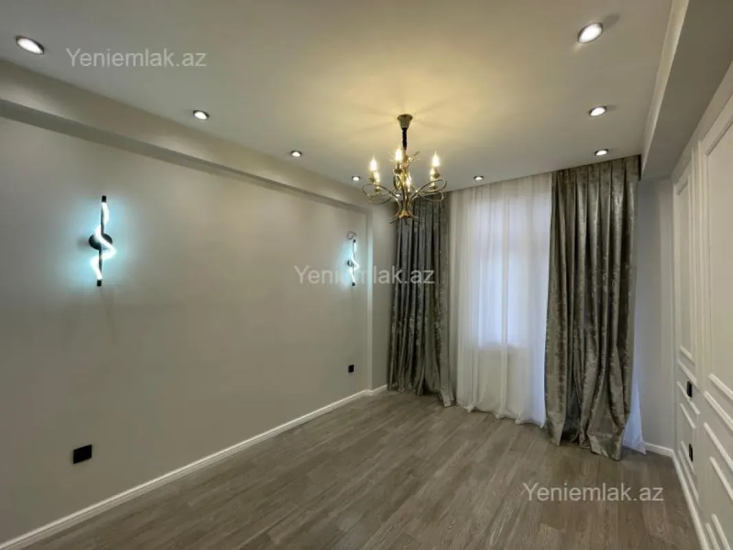 Satılır 2 otaqlı yeni tikili 60 m²