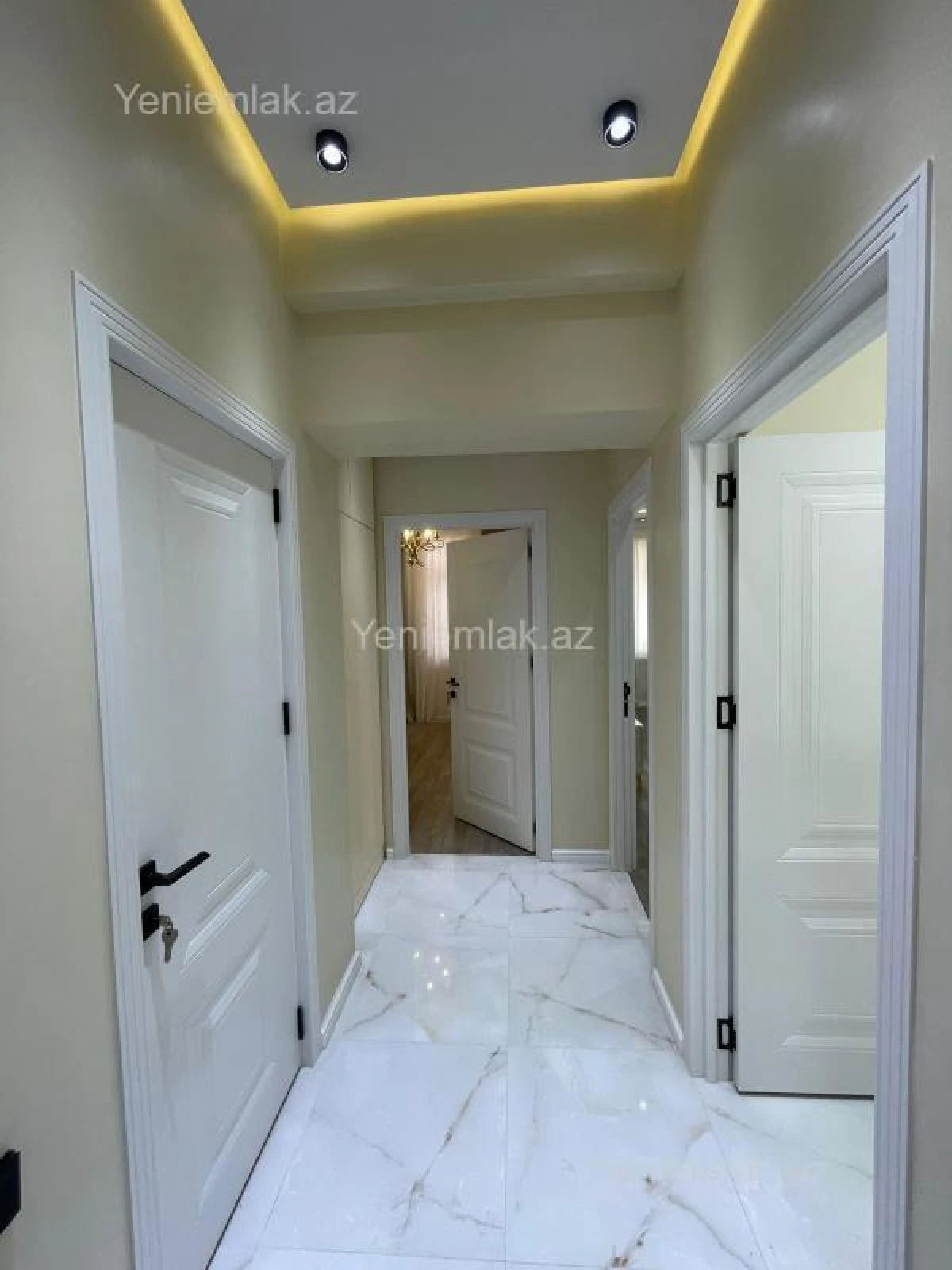 Satılır 2 otaqlı yeni tikili 60 m²