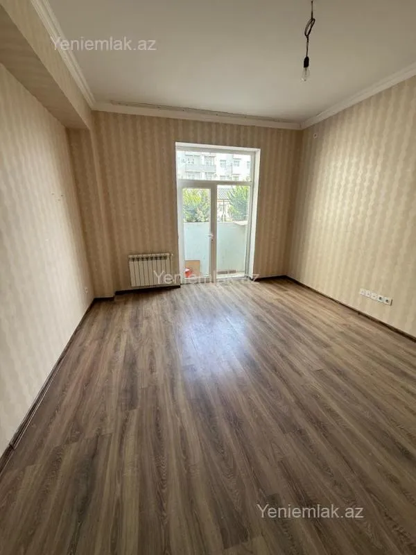 Satılır 4 otaqlı yeni tikili 90 m²