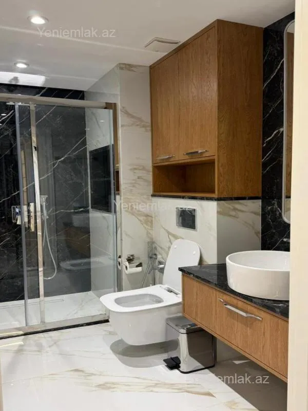 Satılır 4 otaqlı yeni tikili 170 m²