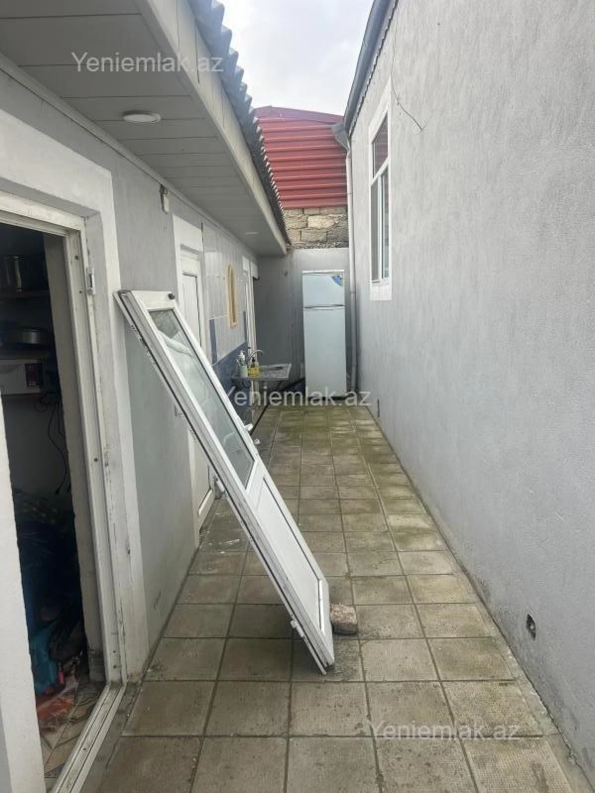 Satılır 4 otaqlı həyət evi 105 m²