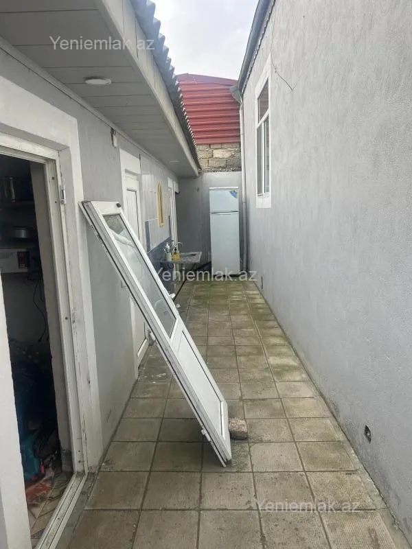 Satılır 4 otaqlı həyət evi 105 m²