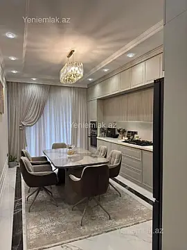 Satılır 4 otaqlı yeni tikili 200 m²