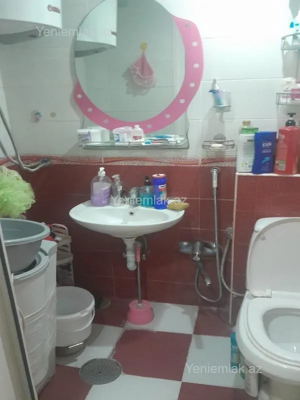 Satılır 1 otaqlı köhnə tikili 35 m²