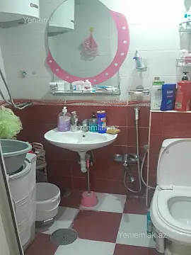 Satılır 1 otaqlı köhnə tikili 35 m²