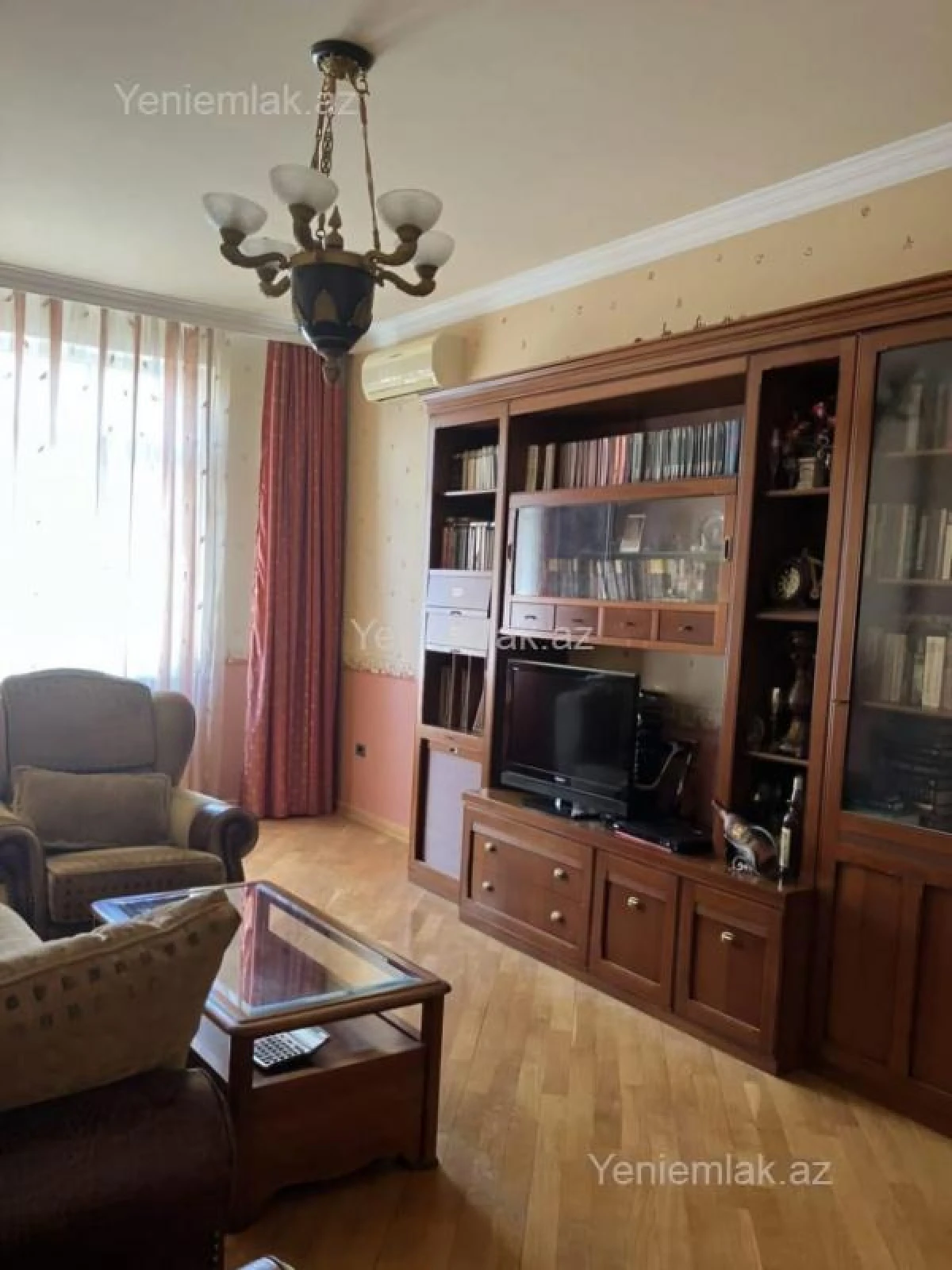 Satılır 4 otaqlı yeni tikili 230 m²