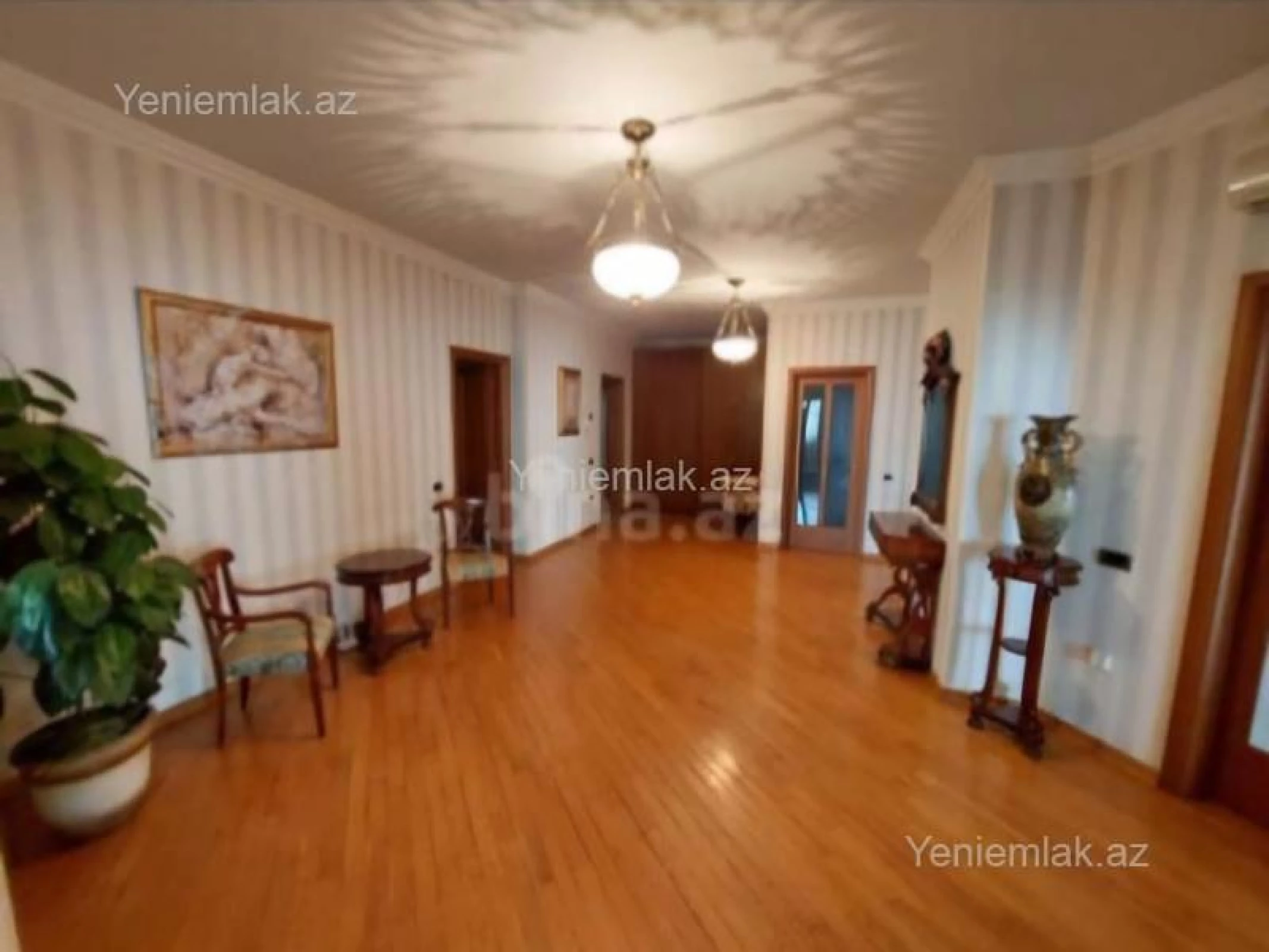 Satılır 4 otaqlı yeni tikili 230 m²