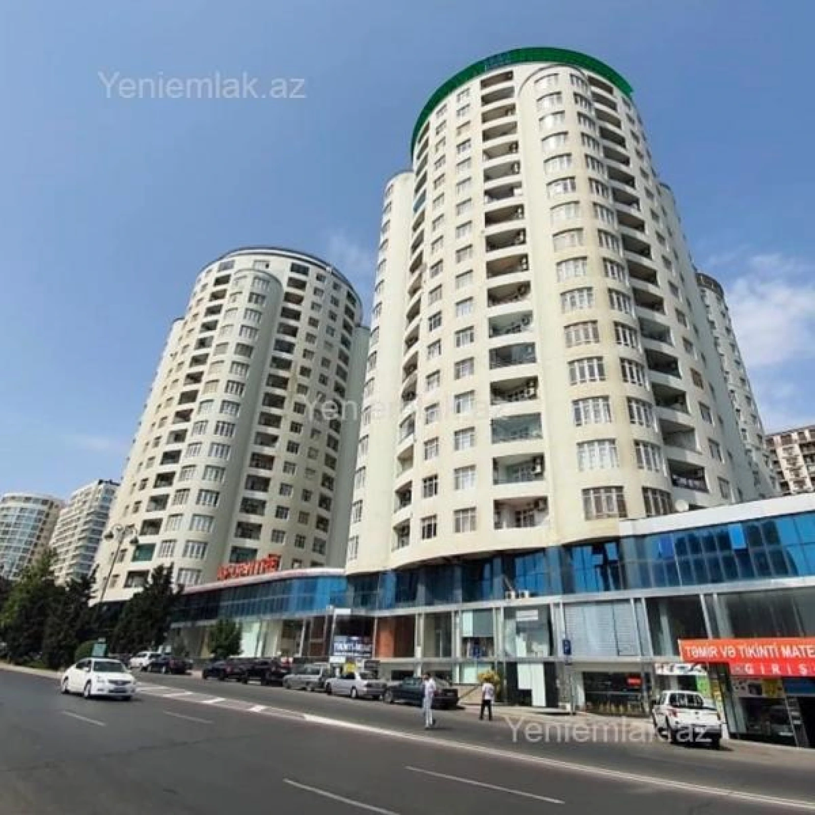 Satılır 4 otaqlı yeni tikili 230 m²
