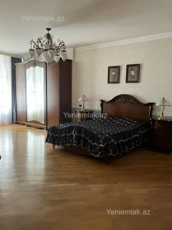 Satılır 4 otaqlı yeni tikili 230 m²