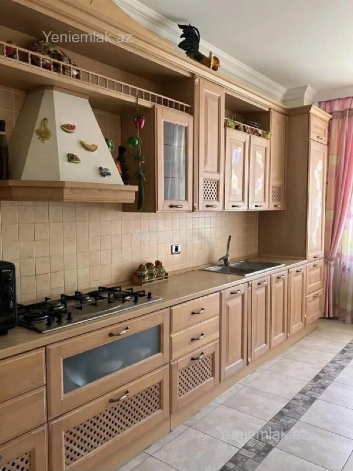 Satılır 4 otaqlı yeni tikili 230 m²