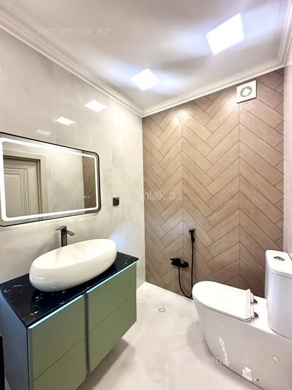 Satılır 3 otaqlı yeni tikili 100 m²