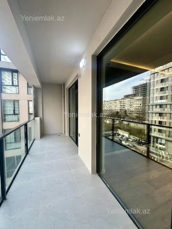 Satılır 3 otaqlı yeni tikili 100 m²