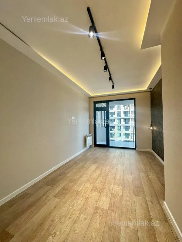 Satılır 3 otaqlı yeni tikili 100 m²