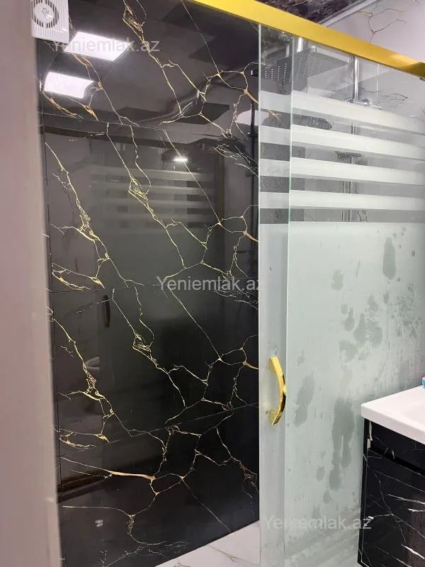 Satılır 2 otaqlı köhnə tikili 55 m²