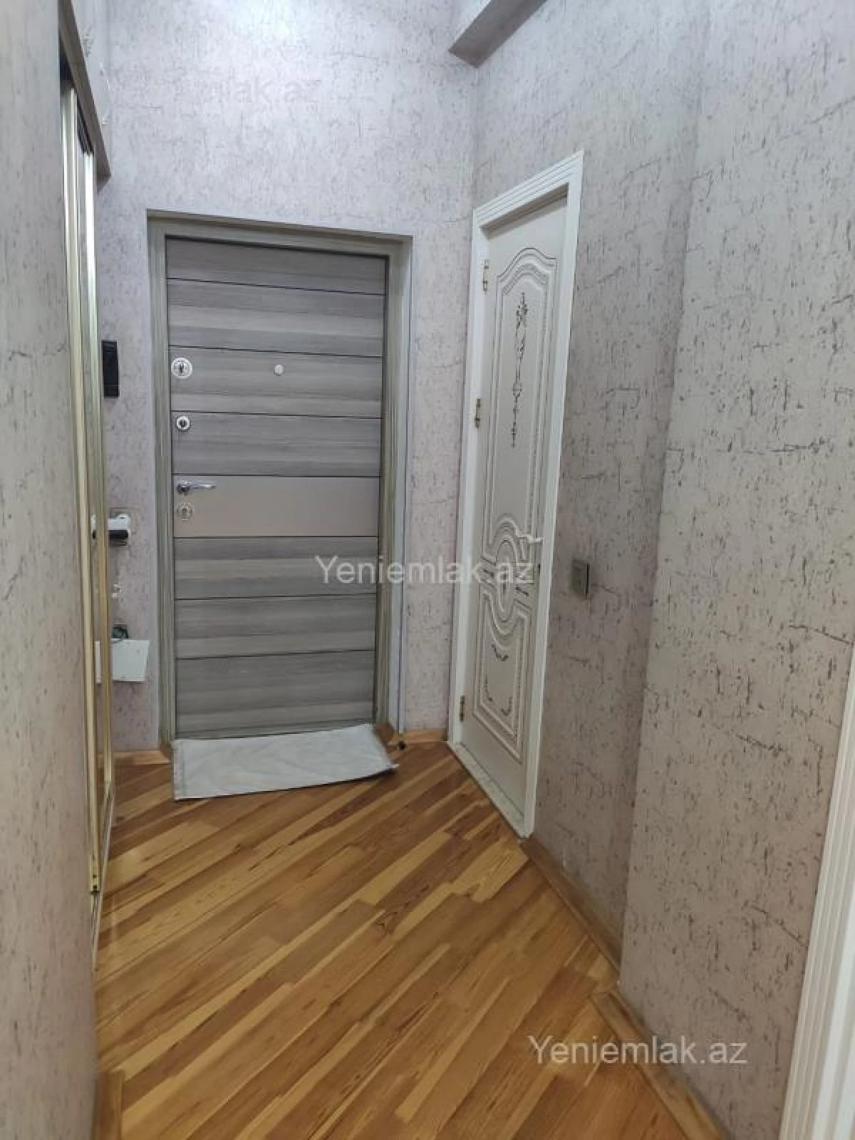 Satılır 2 otaqlı yeni tikili 70 m²
