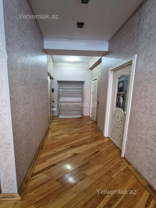 Satılır 2 otaqlı yeni tikili 70 m²