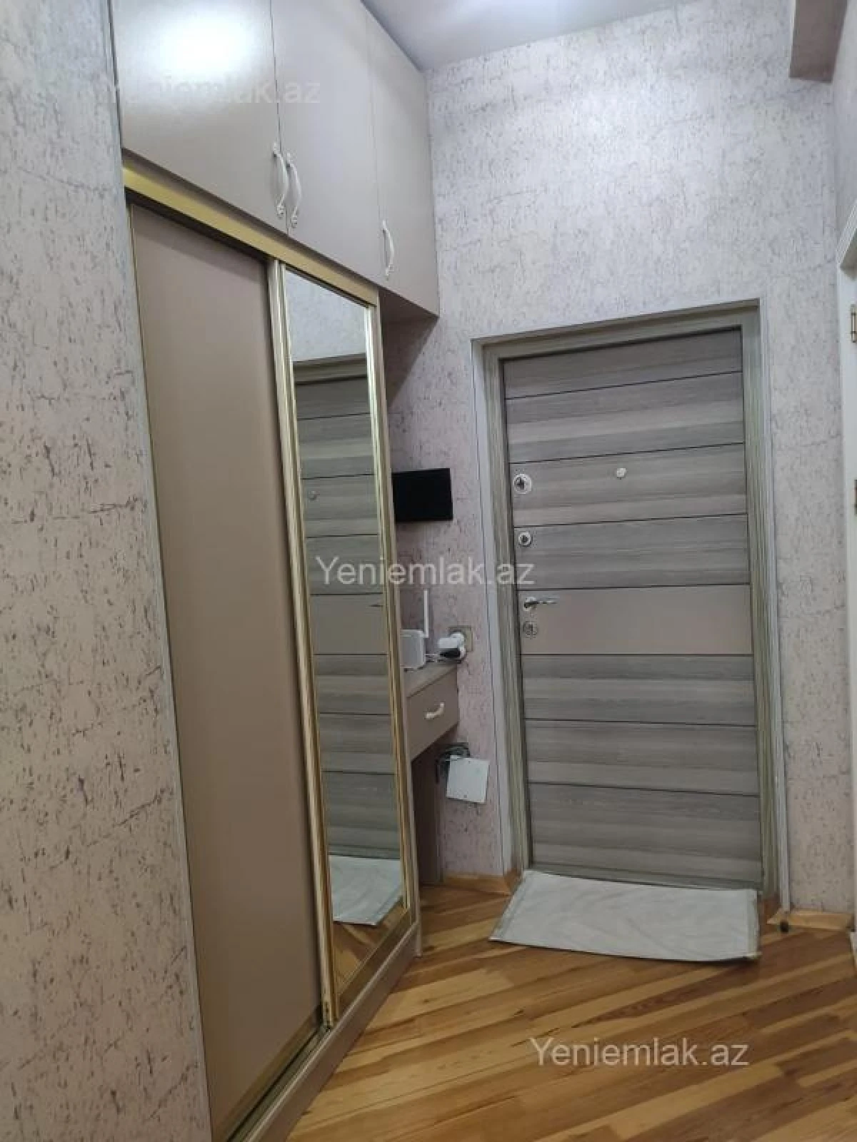 Satılır 2 otaqlı yeni tikili 70 m²